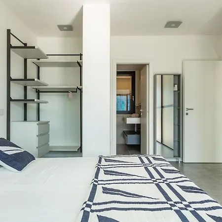 Apartamento Lana - *